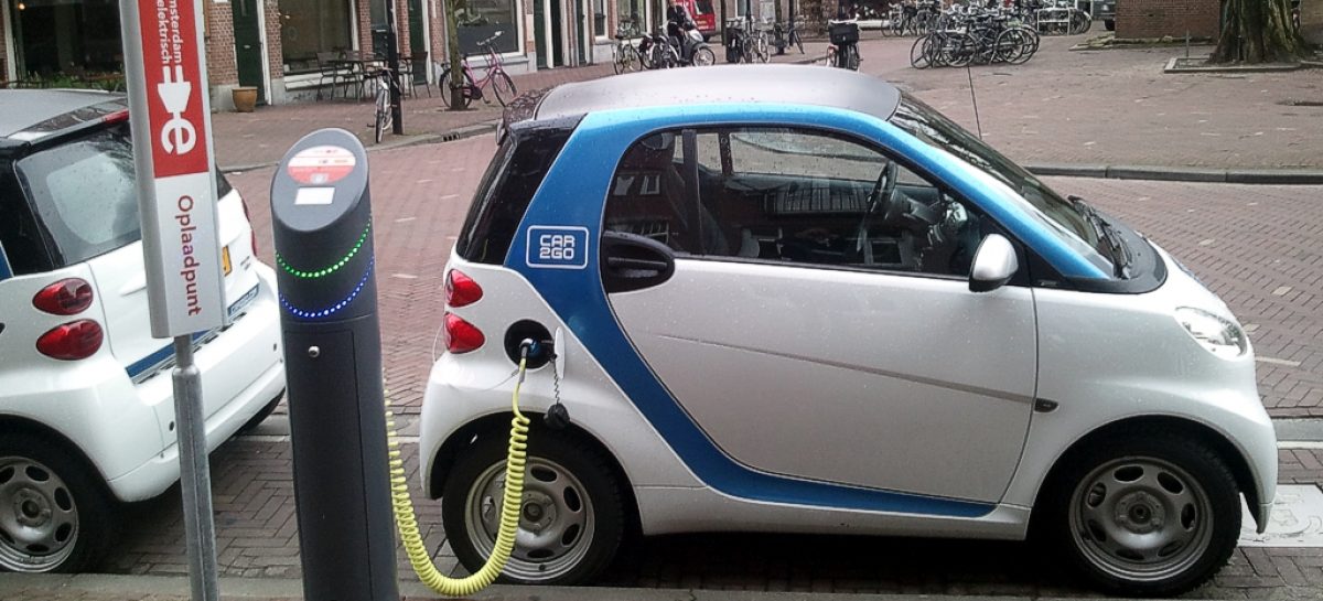 Развитие электромобилей до 2040 года